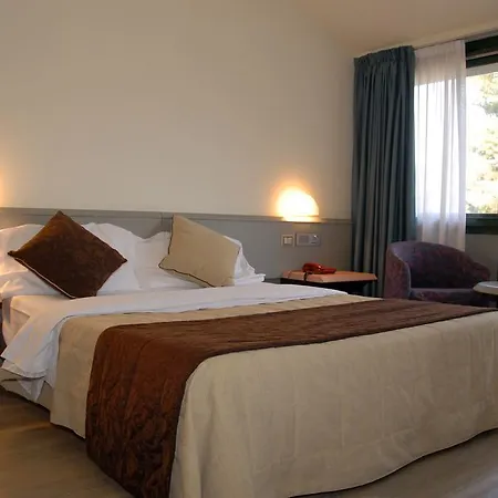 Green Hotel מלון ורג'אטה