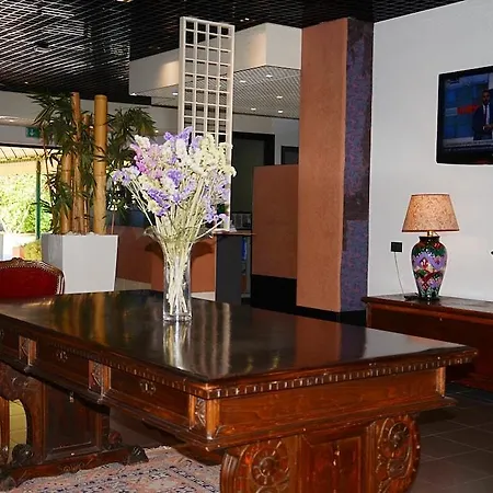 Hotel Green Hotel Motel 4*