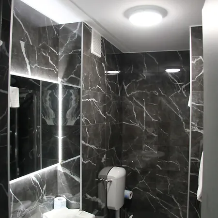 Green Hotel 4* Vergiate
