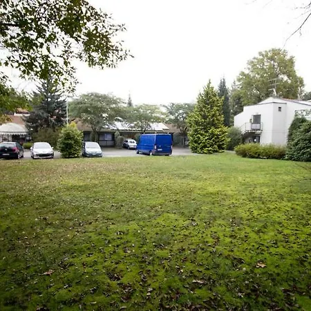 מלון Green Hotel