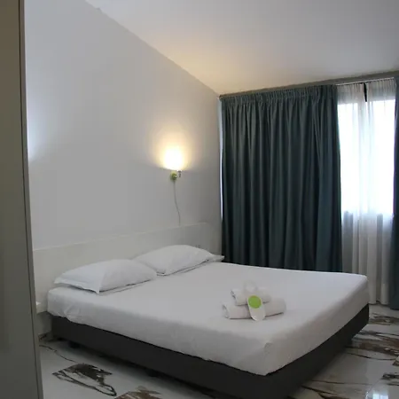 Green Hotel Motel Vergiate